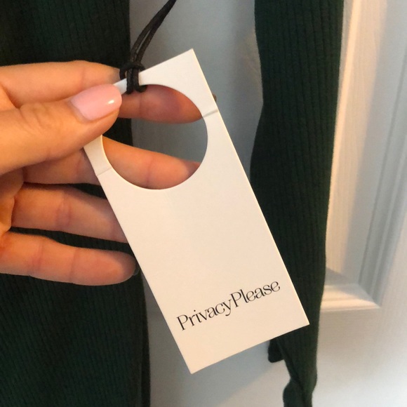 Privacy Please Off the Shoulder Mini - Picture 4 of 4